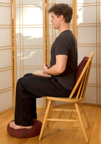 correct way to sit in chair while meditating